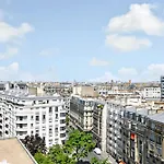 Premium Residence - Cambronne- Sport Lavatory