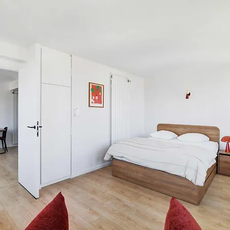 Apartment Premium - Cambronne- Sport Lavatory *