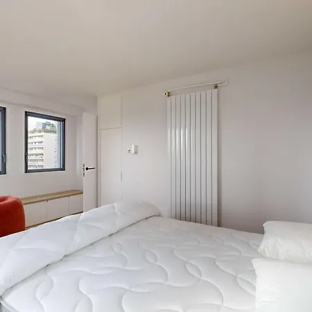 Premium - Cambronne- Sport Lavatory Apartment *