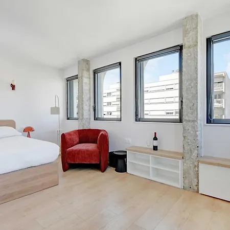 Apartment Premium - Cambronne- Sport Lavatory