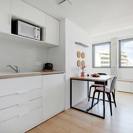 Premium - Cambronne- Sport Lavatory * Paris