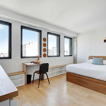 Premium - Cambronne- Sport Lavatory Apartment