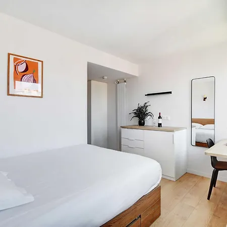 Premium - Cambronne- Sport Lavatory Paris